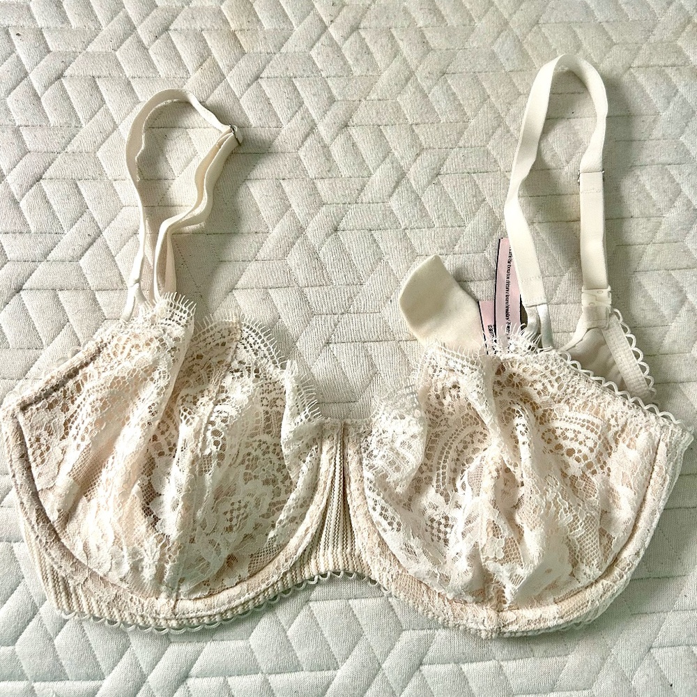 New Victoria's Secret Dream Angels Push-up Bra White/Cream 32DDD